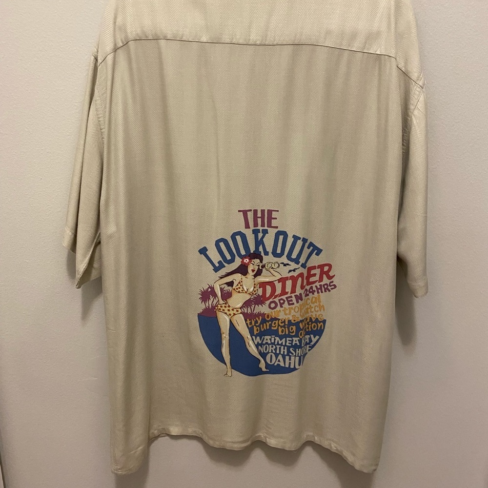 Men’s  CAMPIA XL short sleeve button down shirt in beige with diner logo. - Picture 10 of 12